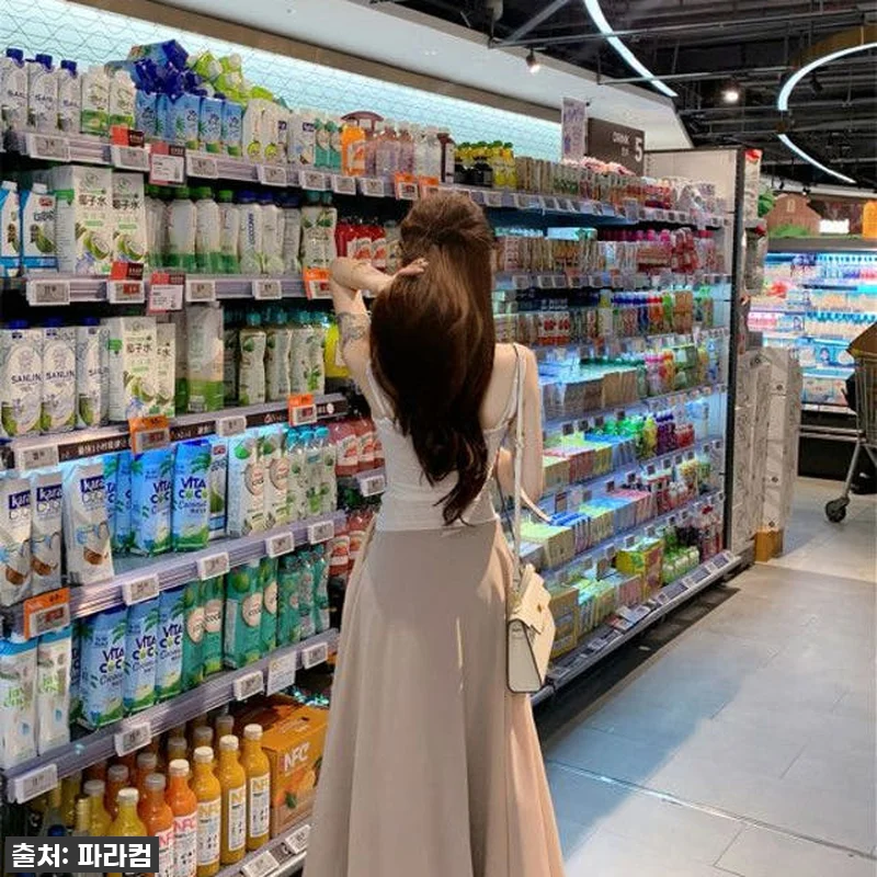 여성 겨울투피스 세련된 니트스커트세트 관련 이미지 3