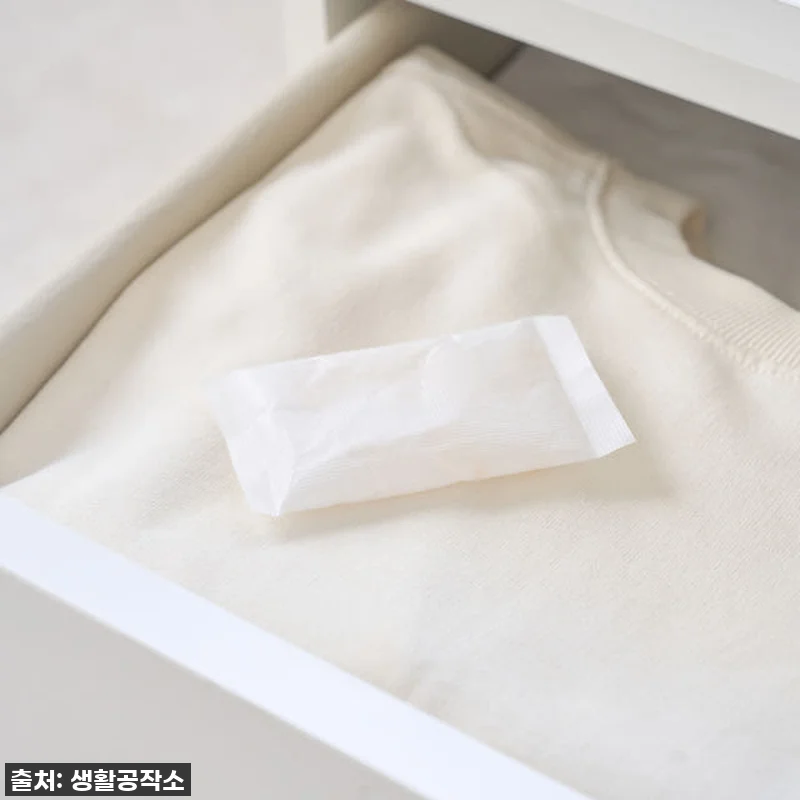 꿉꿉함 이젠 안녕! 생활공작소 실리카겔 제습제, 이 가격 실화? 찐후기 대공개! 5 꿉꿉함 이젠 안녕! 생활공작소 실리카 관련 이미지 1