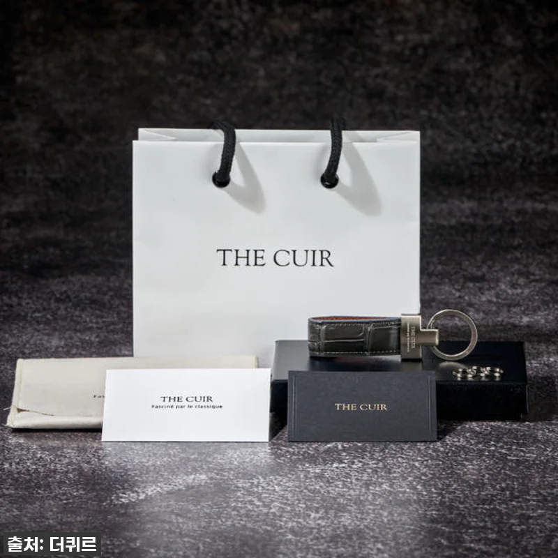 남친 선물로 대박! 더퀴르 악어가죽 키링, 45% 할인 중이라 이건 무조건 쟁여야 해! ✨ 6 남친 선물로 대박! 더퀴르 악어가죽 관련 이미지 2