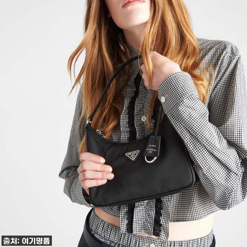 이 가격 실화?! 신세계백화점 프라다 관련 이미지 1