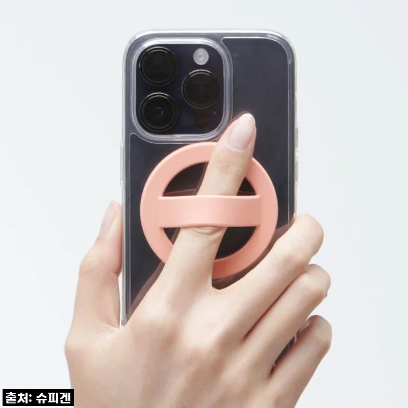 아이폰 유저들 주목! 슈피겐 맥세이프 그립톡, 솔직히 이건 '인생템' 각인가요? ✨ (찐사용후기)