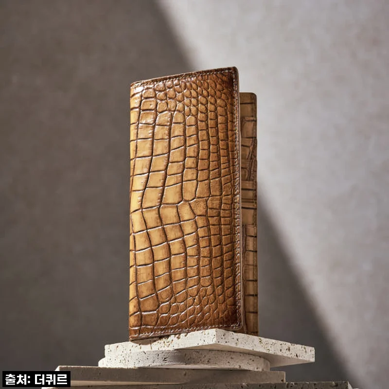 이 가격 실화?! 더퀴르 블랙라벨 악어가죽 장지갑, 당신의 품격을 높여줄 단 하나의 선택!