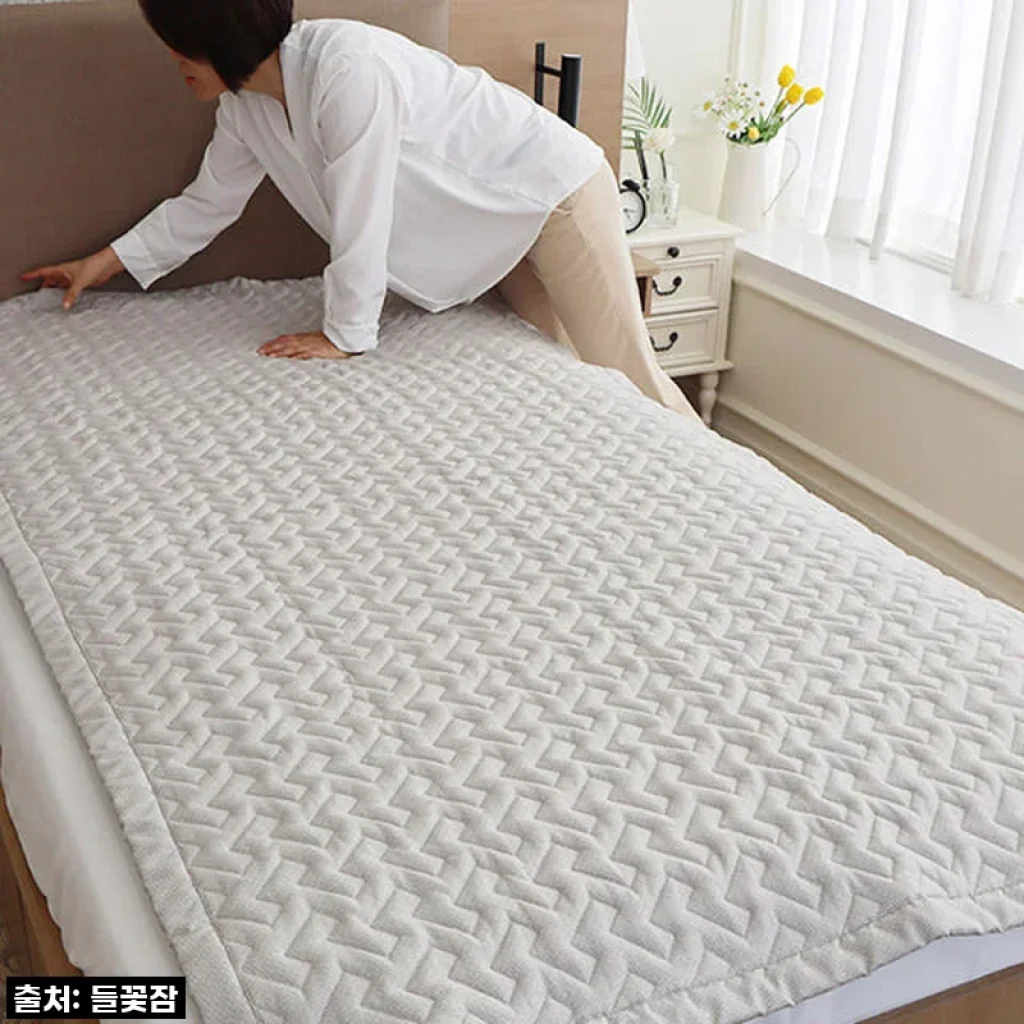 와, 이거 물건이네! 들꽃잠 그래핀 숙면 침대 패드 K, 드디어 내 인생 숙면템 등극!