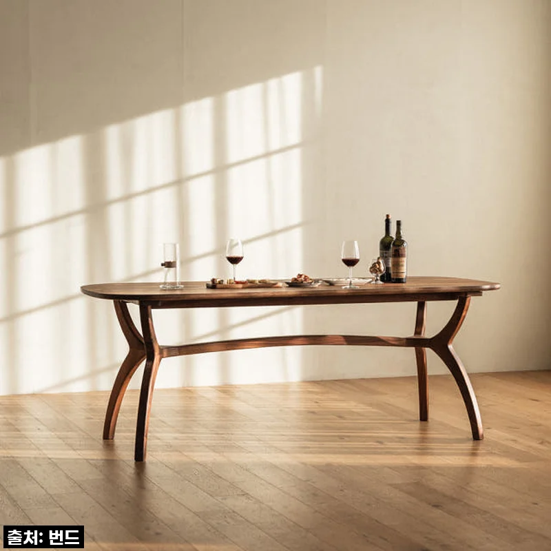 이 가격 실화?! 번드 카린 원목 타원 식탁 테이블 월넛 1800, 놓치면 후회할 찐 후기!