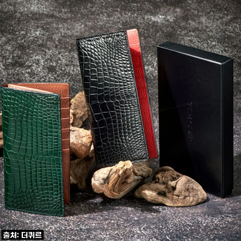 흔한 명품은 이제 그만! 더퀴르 남자 악어가죽 장지갑, 직접 써보니 인생템 등극!
