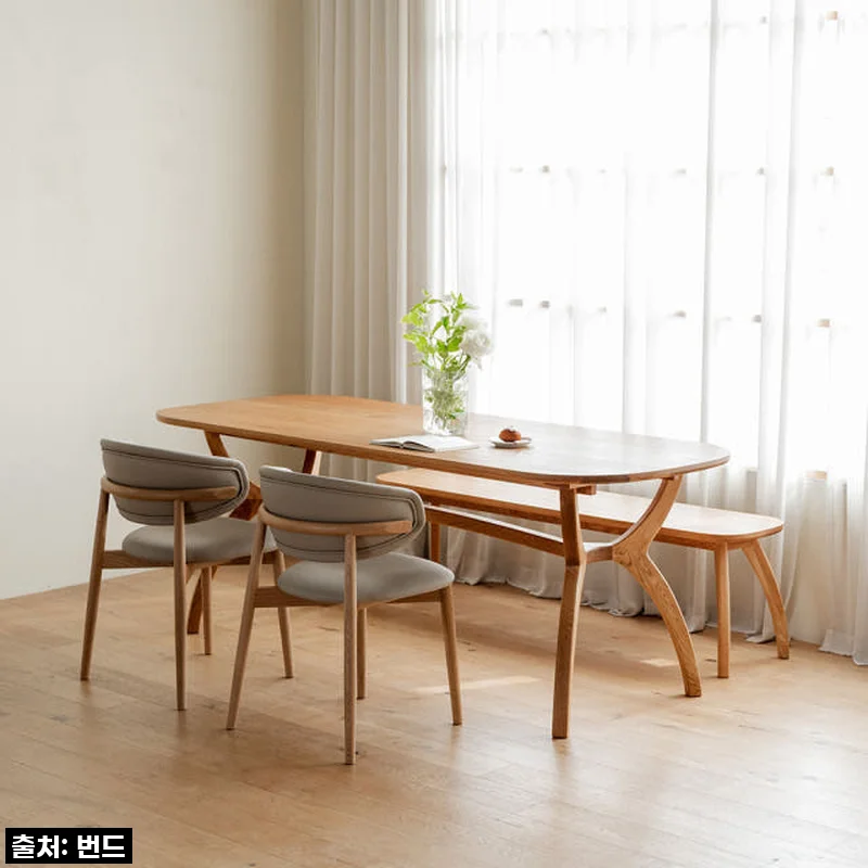 우리 집의 중심! 번드 카린 오크 원목 타원 식탁 1800, 직접 써보니 대만족!