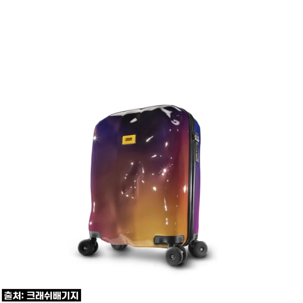 크래쉬배기지 루나 갤럭시 21인치 캐리어, 흔하지 않은 매력에 홀딱 반한 내돈내산 솔직 후기!