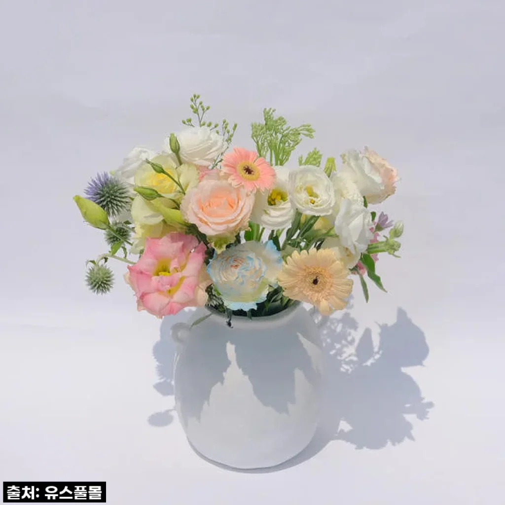 유스풀몰 꽃 정기구독 24회, 우리 집을 화사하게 채워주는 마법 같은 경험!