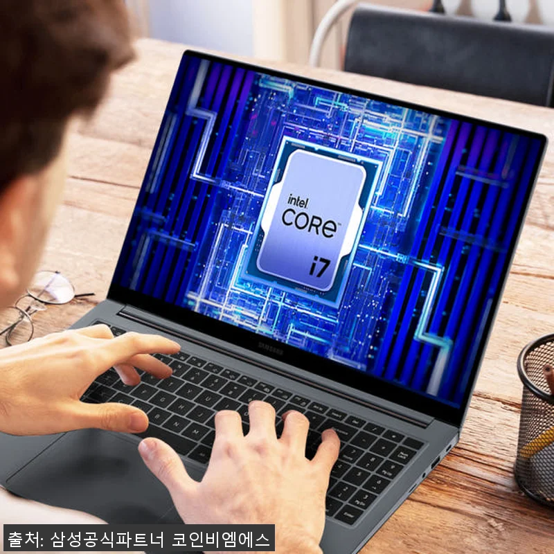 삼성 갤럭시북 가벼운 대학생 신학기 관련 이미지 1