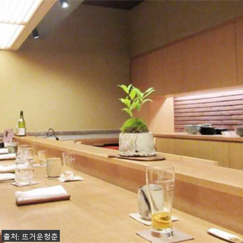 미슐랭 2스타 일식 화이트(つkuも) 관련 이미지 2