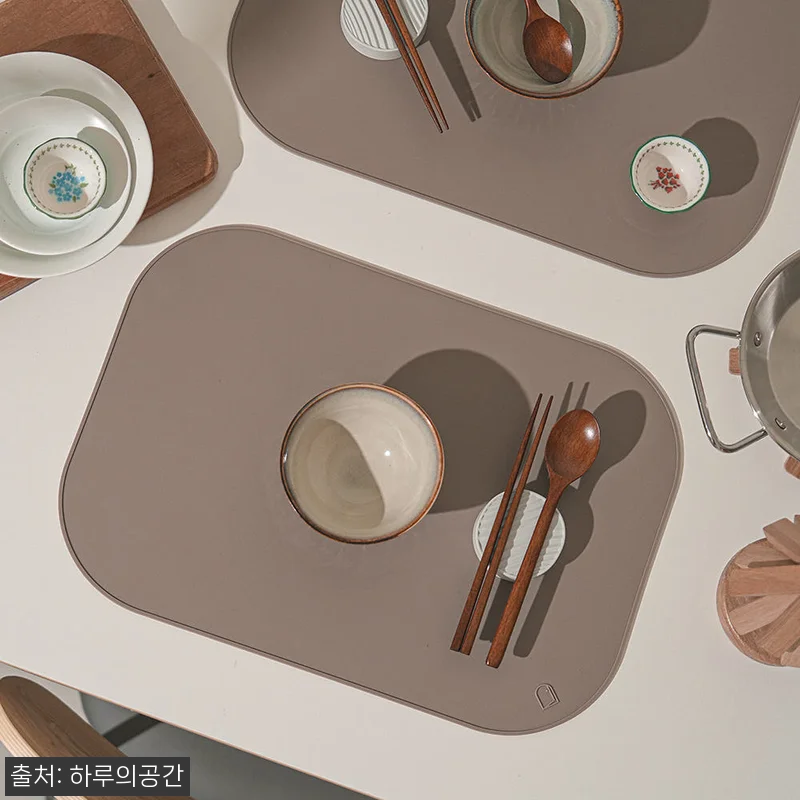 하루의공간 라운드 실리콘 식탁매트 4 관련 이미지 5
