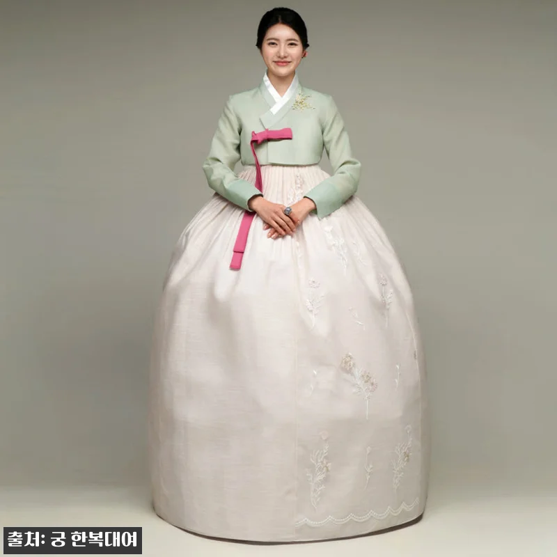 궁 한복대여 혼주 여성 결혼식 한복대여 80번, 행사 전 꼭 확인할 대여 조건 15 궁 한복대여 혼주 여성 결혼식 한복대 관련 이미지 4