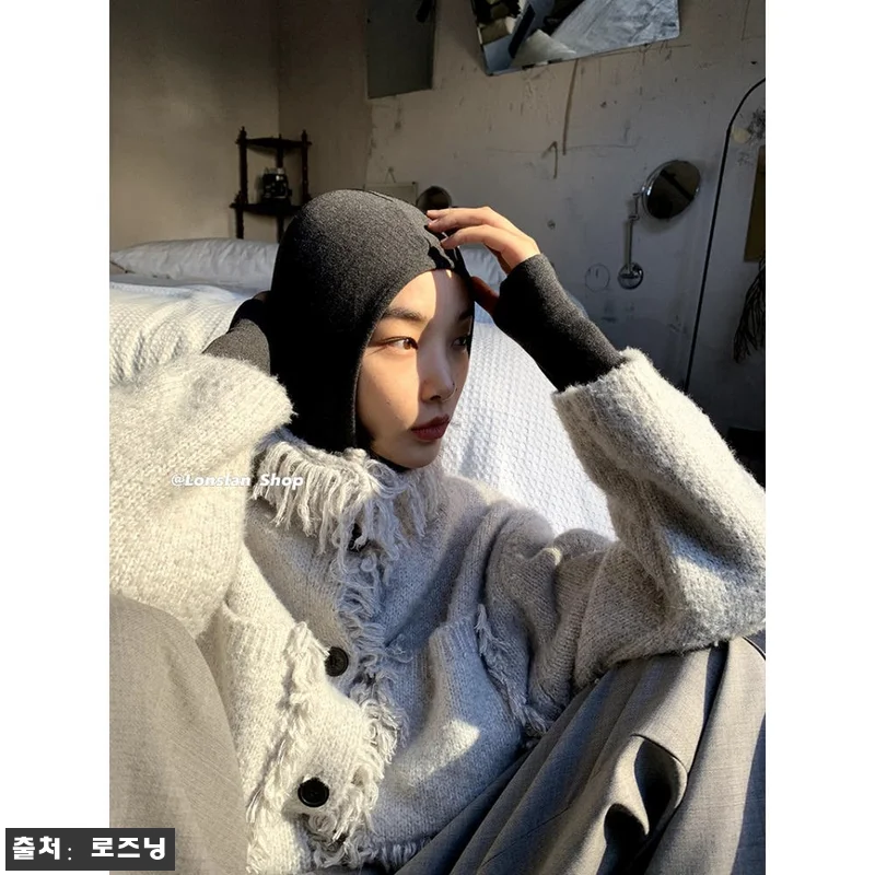 루즈핏 숄카라 가디건 멀티포켓 술 스웨터, 2컬러로 완성하는 유니크 가을겨울 코디 체크 10 루즈핏 숄카라 가디건 멀티포켓 술 스 관련 이미지 4