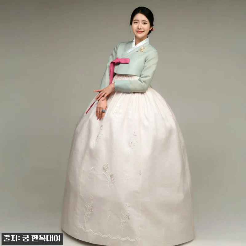 궁 한복대여 혼주 여성 결혼식 한복대여 80번, 행사 전 꼭 확인할 대여 조건 16 궁 한복대여 혼주 여성 결혼식 한복대 관련 이미지 5