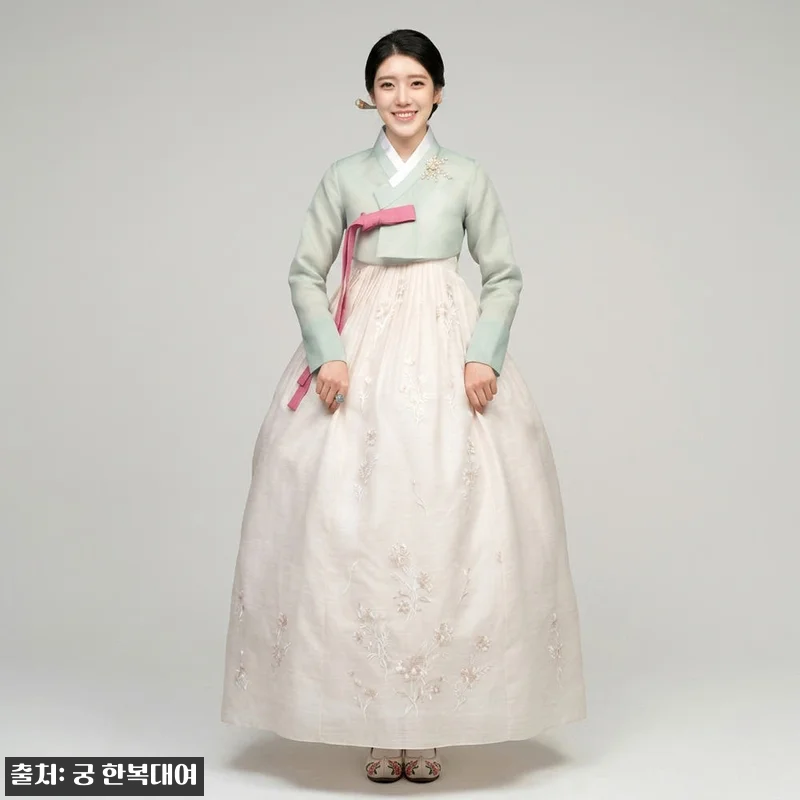 궁 한복대여 혼주 여성 결혼식 한복대여 80번, 행사 전 꼭 확인할 대여 조건 19 궁 한복대여 혼주 여성 결혼식 한복대 관련 이미지 8